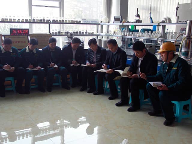 輕質(zhì)墻板生產(chǎn)線(xiàn)