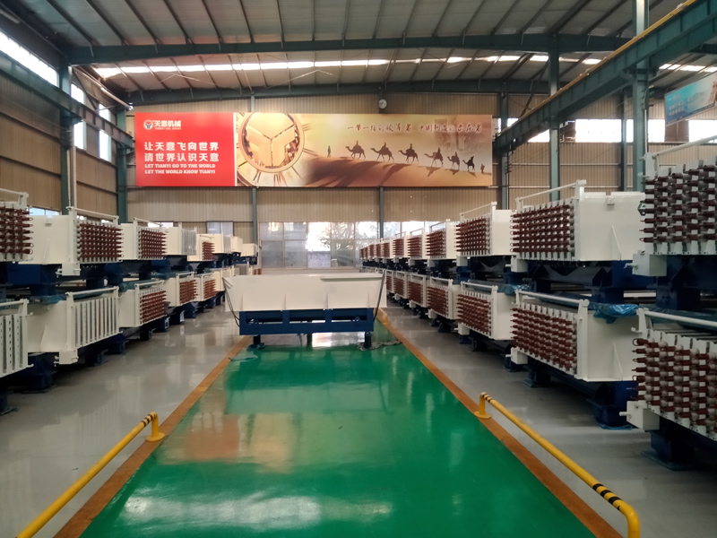 江西輕質(zhì)隔墻板機(jī)設(shè)備介紹，墻板機(jī)廠家